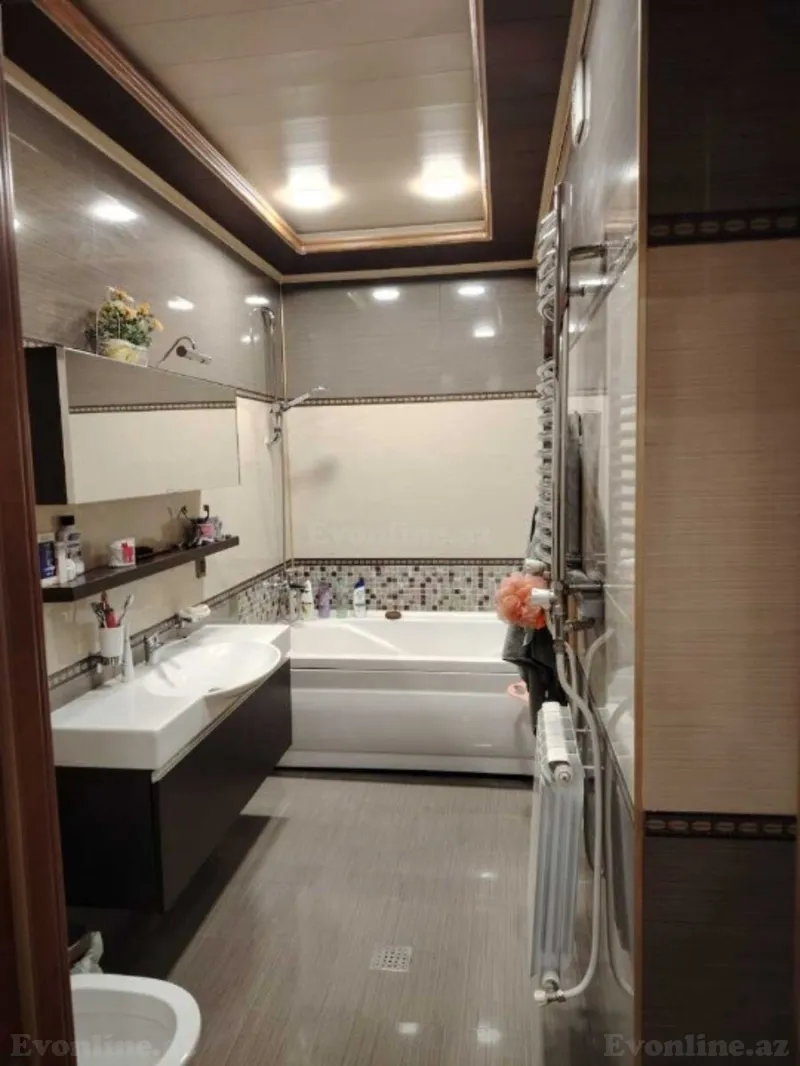 Satılır 4 otaqlı Mənzil Yeni tikili 223 m² Nəsimi r. - şəkil 9