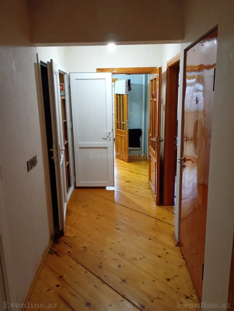 Satılır 2 otaqlı Mənzil Köhnə tikili 45 m² 9-cu mikrorayon