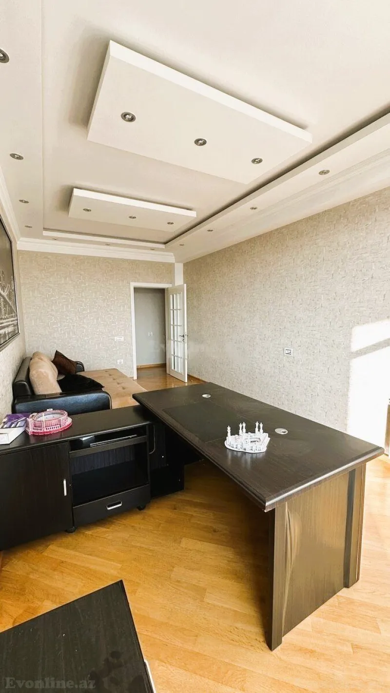 Kirayə verilir 4 otaqlı Mənzil Yeni tikili 165 m² Yasamal - şəkil 3