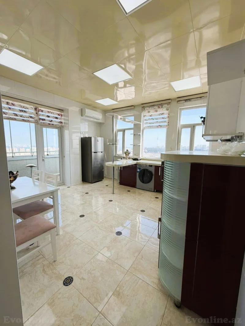 Kirayə verilir 4 otaqlı Mənzil Yeni tikili 165 m² Yasamal - şəkil 4