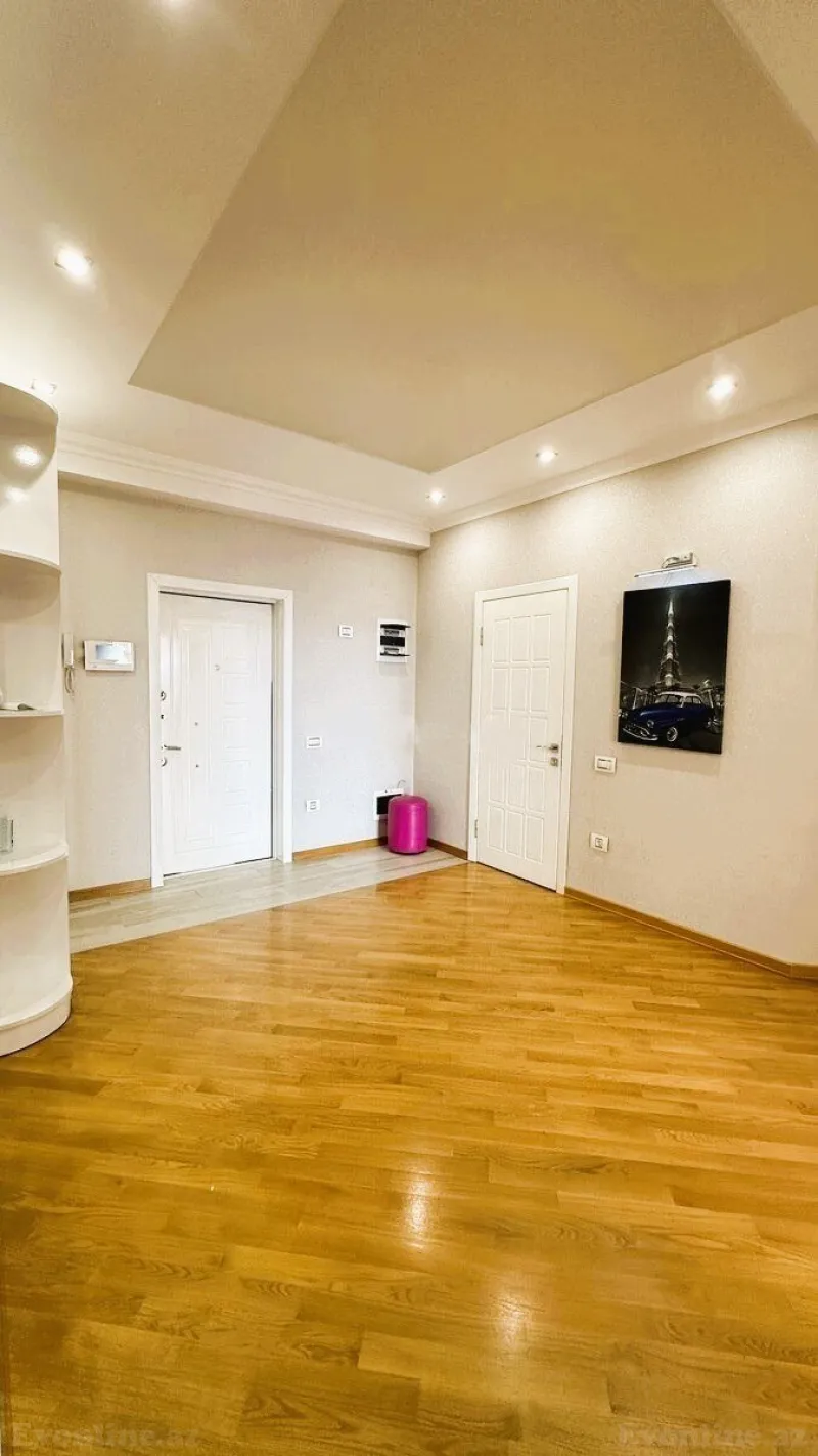 Kirayə verilir 4 otaqlı Mənzil Yeni tikili 165 m² Yasamal - şəkil 12