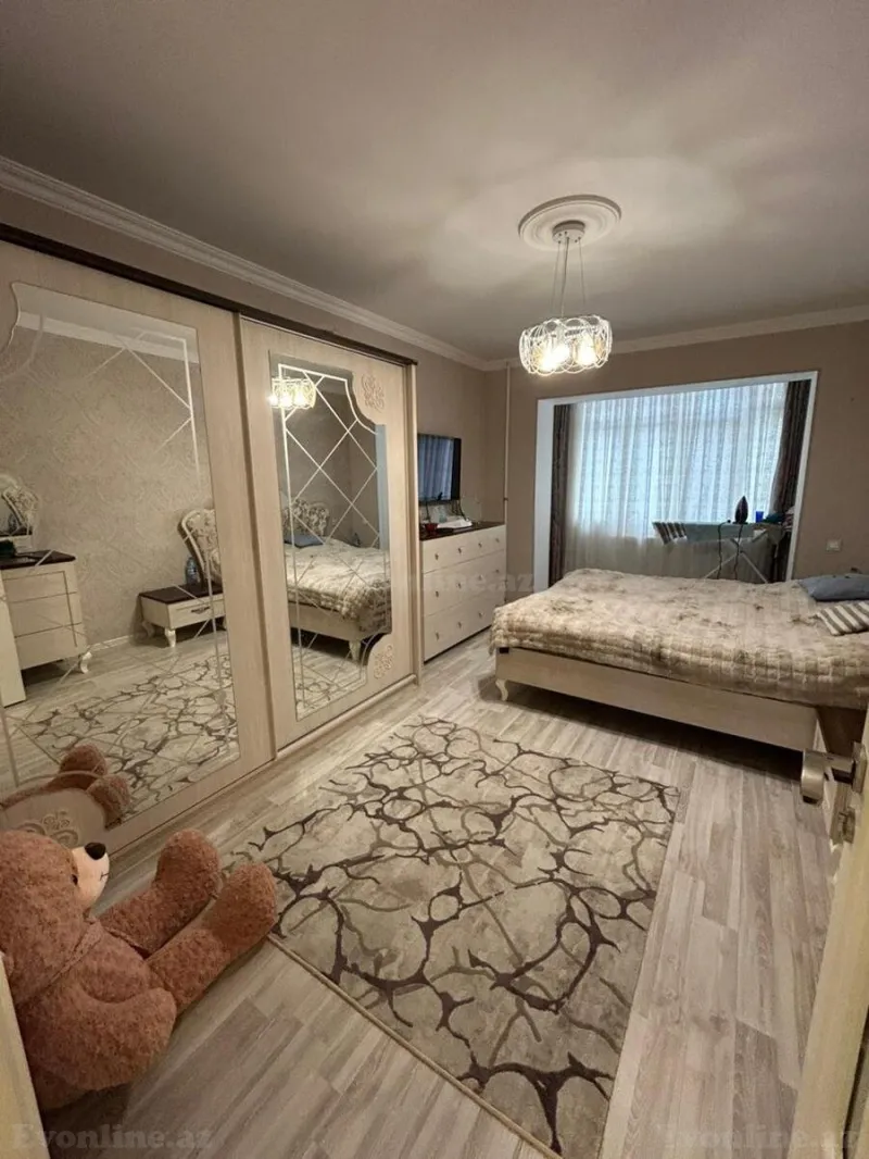 Satılır 3 otaqlı Mənzil Köhnə tikili 85 m² Yasamal