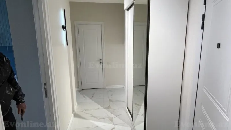 Kirayə verilir 2 otaqlı Mənzil Yeni tikili 70 m² 2-ci mikrorayon