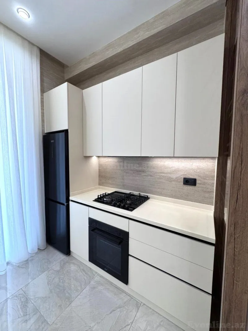 Kirayə verilir 3 otaqlı Mənzil Yeni tikili 95 m² 28 May m. - şəkil 5