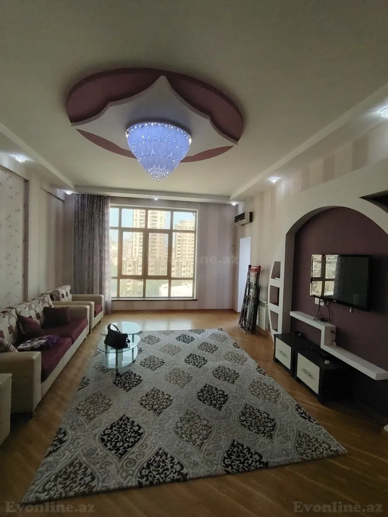 Satılır 3 otaqlı Mənzil Yeni tikili 155 m² Nizami m.
