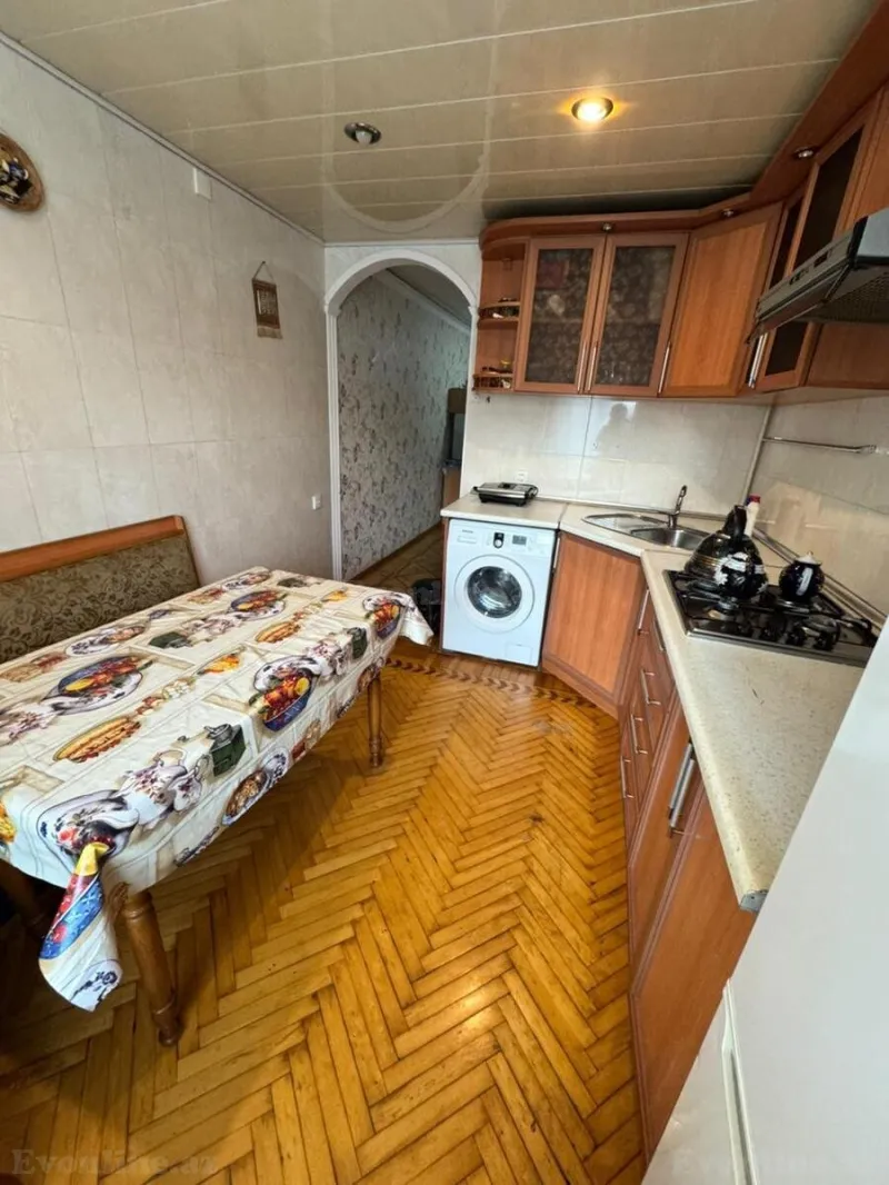 Satılır 2 otaqlı Mənzil Köhnə tikili 61 m² 28 May m. - şəkil 10