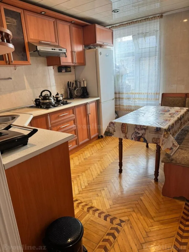 Satılır 2 otaqlı Mənzil Köhnə tikili 61 m² 28 May m. - şəkil 13