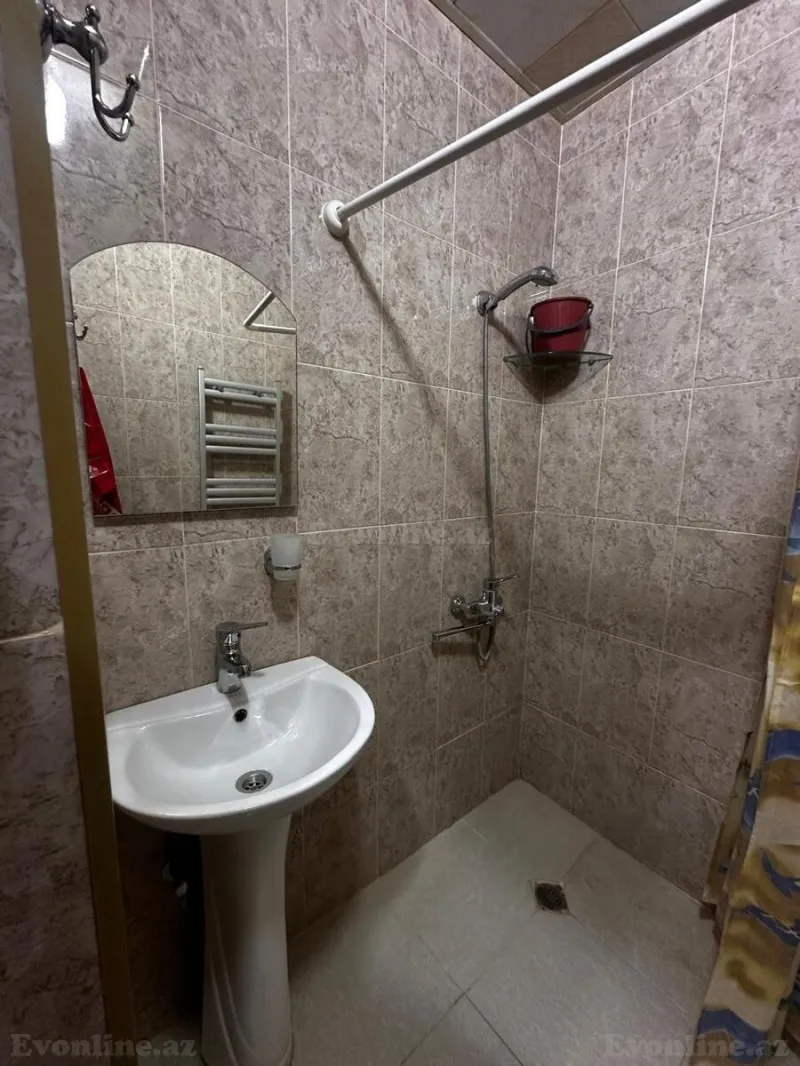 Kirayə verilir 2 otaqlı Mənzil Yeni tikili 60 m² Xətai m. - şəkil 14