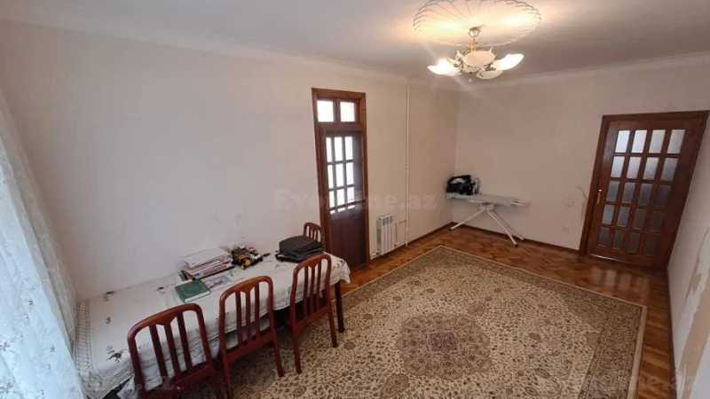 Satılır 5 otaqlı Mənzil Köhnə tikili 125 m² Suraxanı r. - şəkil 5