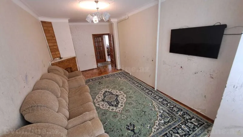 Satılır 5 otaqlı Mənzil Köhnə tikili 125 m² Suraxanı r. - şəkil 7