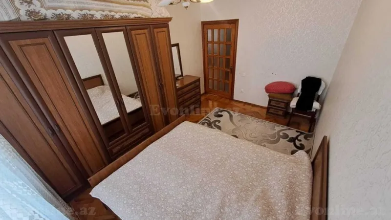 Satılır 5 otaqlı Mənzil Köhnə tikili 125 m² Suraxanı r. - şəkil 11