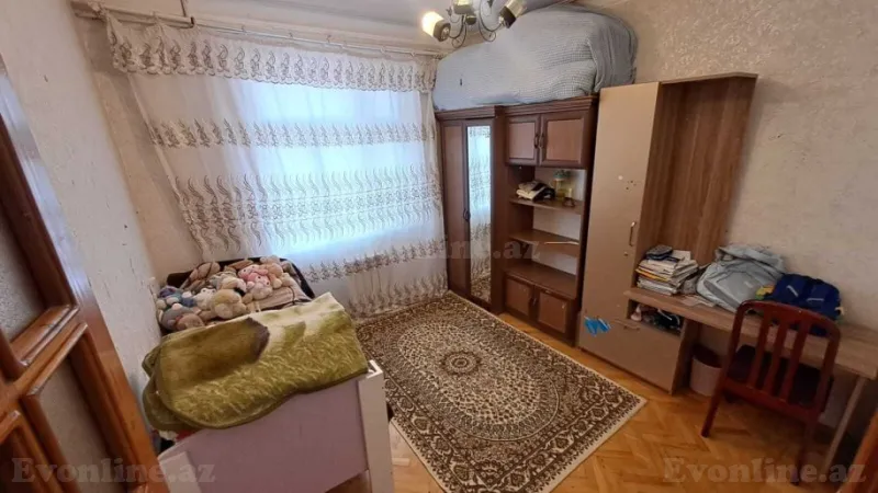 Satılır 5 otaqlı Mənzil Köhnə tikili 125 m² Suraxanı r. - şəkil 12