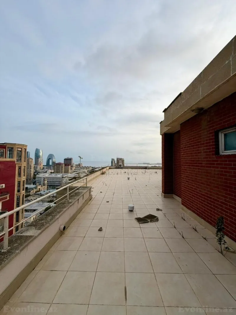 Satılır 5 otaqlı Mənzil Yeni tikili 390 m² 28 May m. - şəkil 23