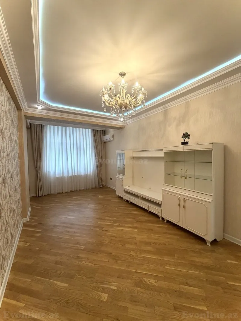 Satılır 2 otaqlı Mənzil Yeni tikili 76 m² İnşaatçılar m. - şəkil 3