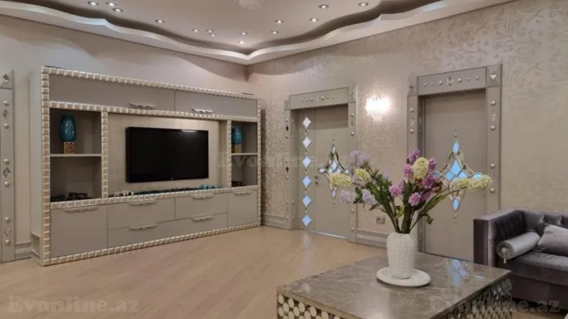 Satılır 4 otaqlı Mənzil Yeni tikili 239 m² Nizami m. - şəkil 16