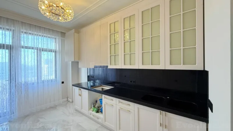 Satılır 3 otaqlı Mənzil Yeni tikili 100 m² 28 May m. - şəkil 11