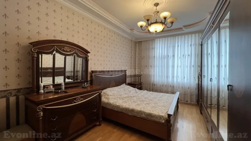 Satılır 4 otaqlı Mənzil Yeni tikili 185 m² Elmlər Akademiyası m. - şəkil 6