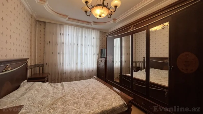 Satılır 4 otaqlı Mənzil Yeni tikili 185 m² Elmlər Akademiyası m. - şəkil 7