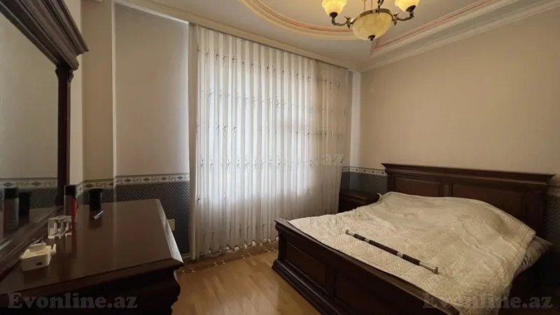 Satılır 4 otaqlı Mənzil Yeni tikili 185 m² Elmlər Akademiyası m. - şəkil 8