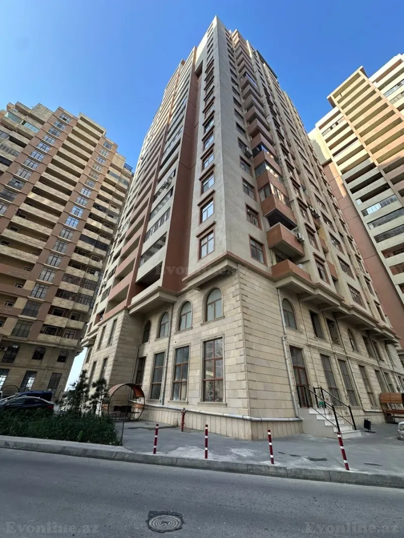 Satılır 3 otaqlı Mənzil Yeni tikili 147 m² 20 Yanvar m.