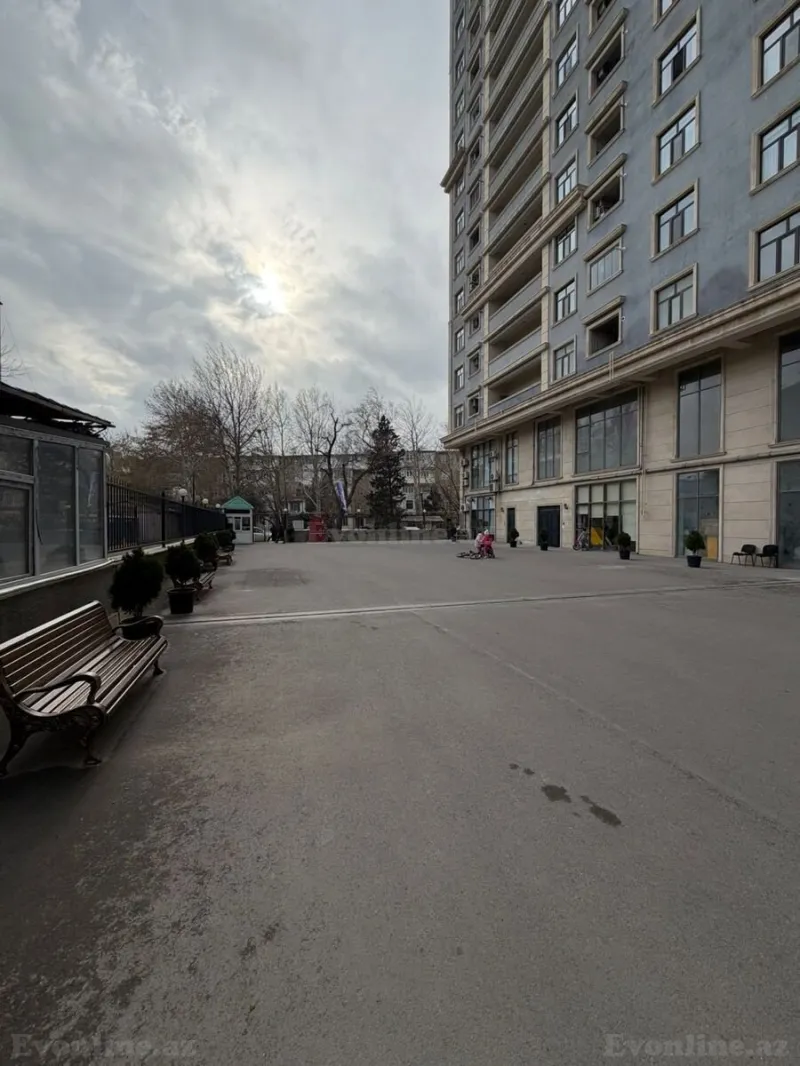 Kirayə verilir 3 otaqlı Mənzil Yeni tikili 134 m² Binəqədi r. - şəkil 2