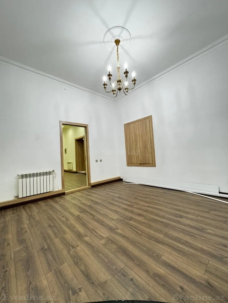 Kirayə verilir 3 otaqlı Mənzil Köhnə tikili 90 m² Sahil m. - şəkil 4