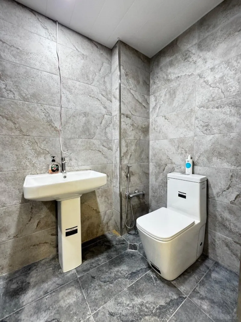 Kirayə verilir 3 otaqlı Mənzil Köhnə tikili 90 m² Sahil m. - şəkil 8