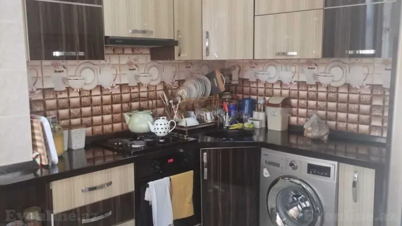 4 otaqlı Mənzil 100 m² 8-ci mikrorayon Satılır