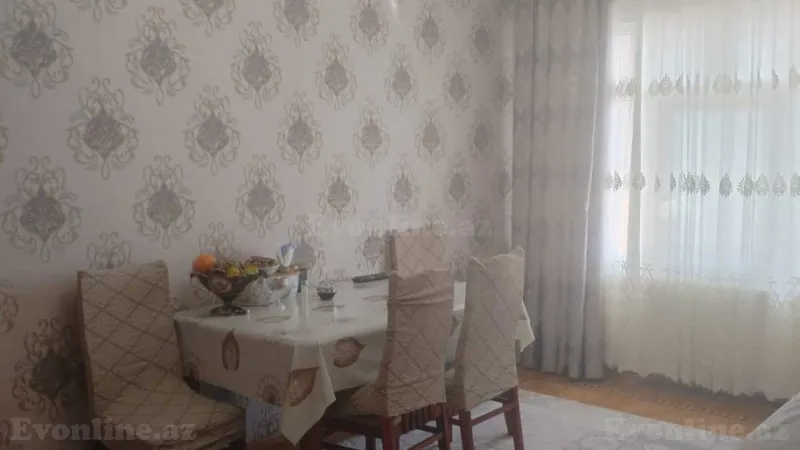 Satılır 4 otaqlı Mənzil Köhnə tikili 100 m² 8-ci mikrorayon - şəkil 2