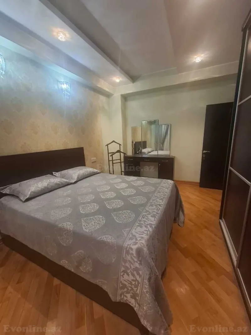 Kirayə verilir 3 otaqlı Mənzil Yeni tikili 90 m² Nizami m.