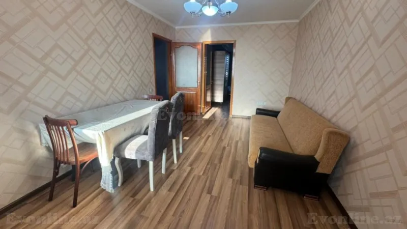 Satılır 2 otaqlı Mənzil Köhnə tikili 50 m² Qara Qarayev m.
