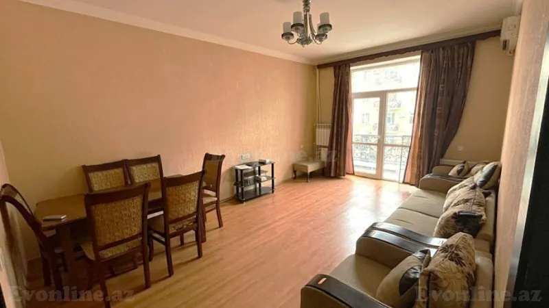 Satılır 2 otaqlı Mənzil Köhnə tikili 70 m² Xətai m. - şəkil 2