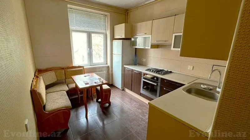 Satılır 2 otaqlı Mənzil Köhnə tikili 70 m² Xətai m. - şəkil 8