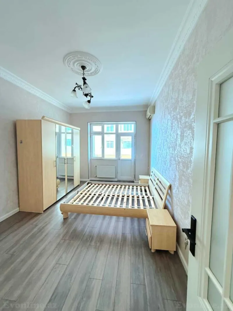 Satılır 3 otaqlı Mənzil Yeni tikili 110 m² İnşaatçılar m. - şəkil 3