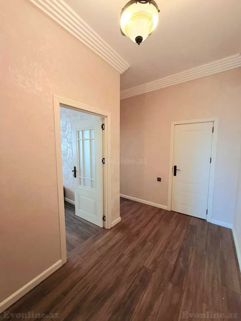 Satılır 3 otaqlı Mənzil Yeni tikili 110 m² İnşaatçılar m. - şəkil 15