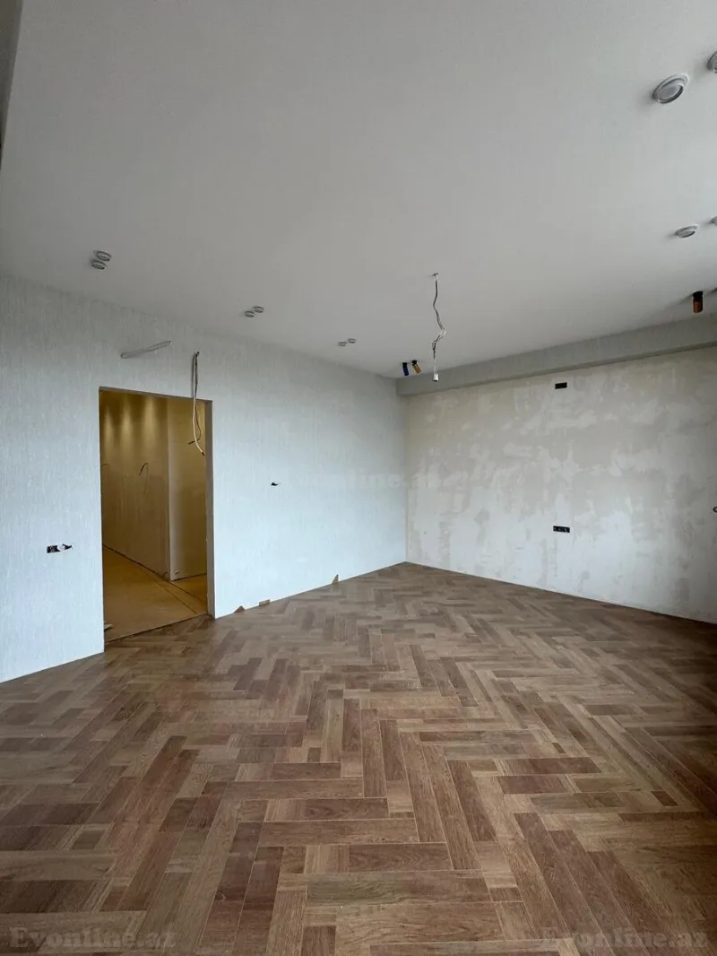 Satılır 4 otaqlı Mənzil Yeni tikili 210 m² 28 May m. - şəkil 6