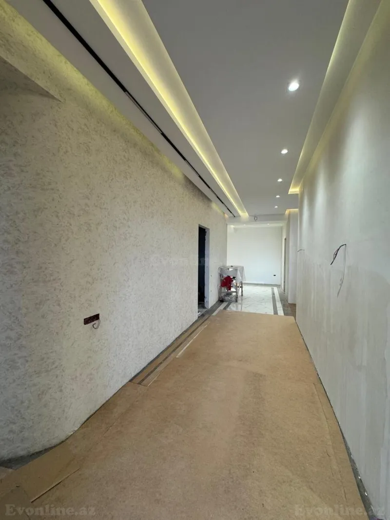 Satılır 4 otaqlı Mənzil Yeni tikili 210 m² 28 May m. - şəkil 10