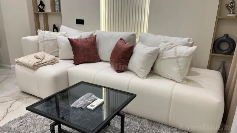 Kirayə verilir 2 otaqlı Mənzil Yeni tikili 80 m² 28 May m.