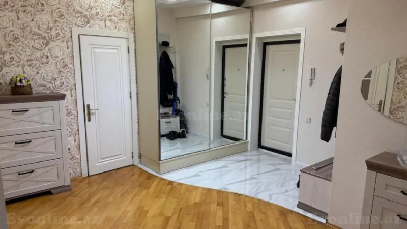 Satılır 3 otaqlı Mənzil Yeni tikili 134 m² Qara Qarayev m. - şəkil 4