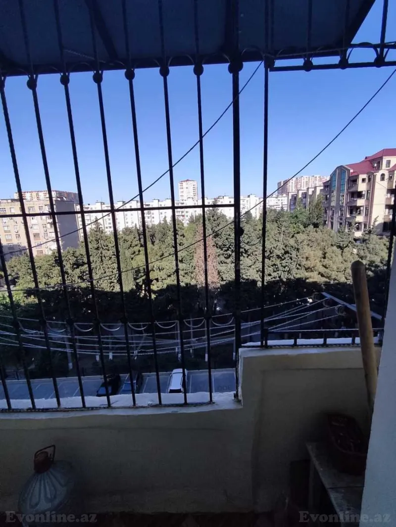 Satılır 2 otaqlı Mənzil Köhnə tikili 55 m² Qara Qarayev m. - şəkil 5