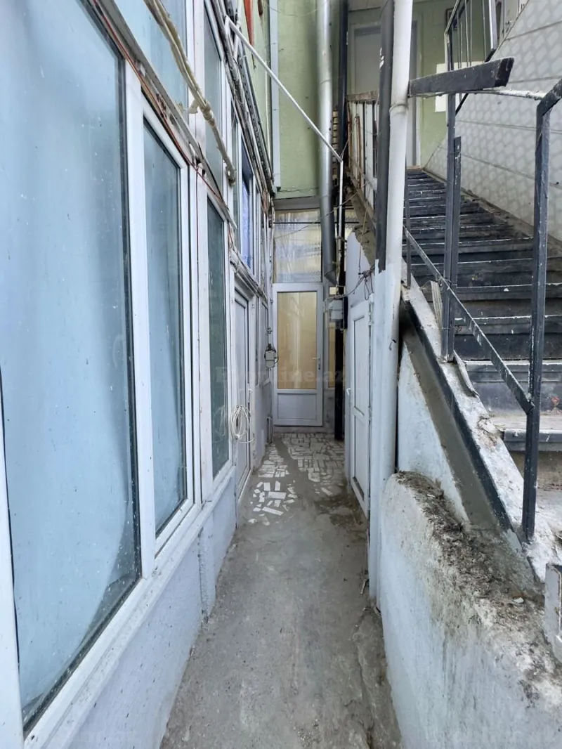 Kirayə verilir 2 otaqlı Mənzil Köhnə tikili 40 m² Bayıl - şəkil 9