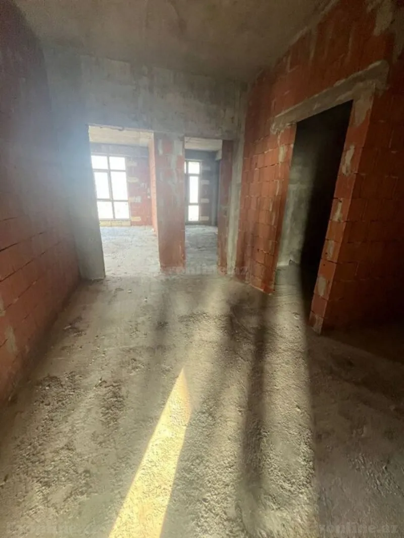 Satılır 3 otaqlı Mənzil Yeni tikili 112.2 m² Koroğlu m. - şəkil 5