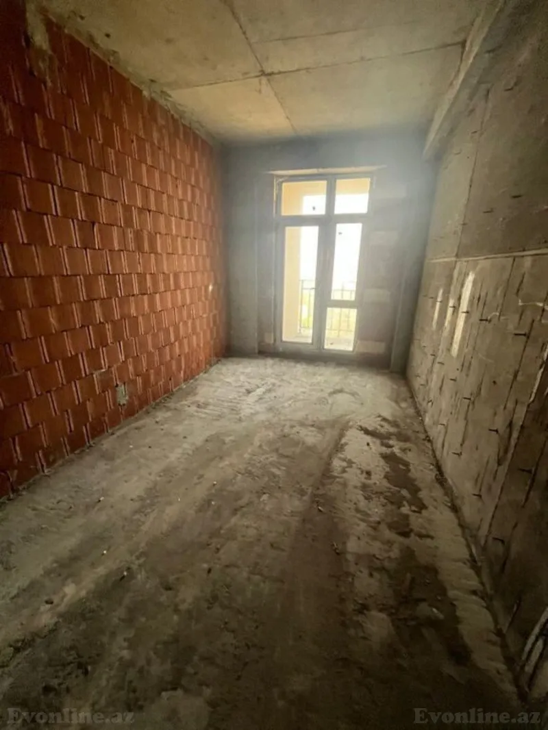 Satılır 3 otaqlı Mənzil Yeni tikili 112.2 m² Koroğlu m. - şəkil 6