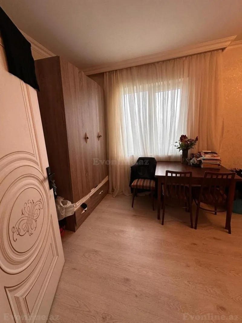 Satılır 2 otaqlı Mənzil Köhnə tikili 45.7 m² 8-ci kilometr