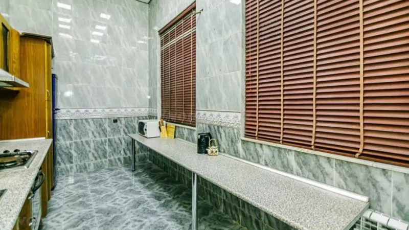 Kirayə verilir 5 otaqlı Mənzil Köhnə tikili 220 m² Sahil m. - şəkil 26