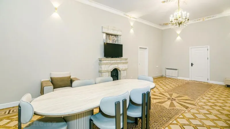 Kirayə verilir 5 otaqlı Mənzil Köhnə tikili 220 m² Sahil m. - şəkil 27