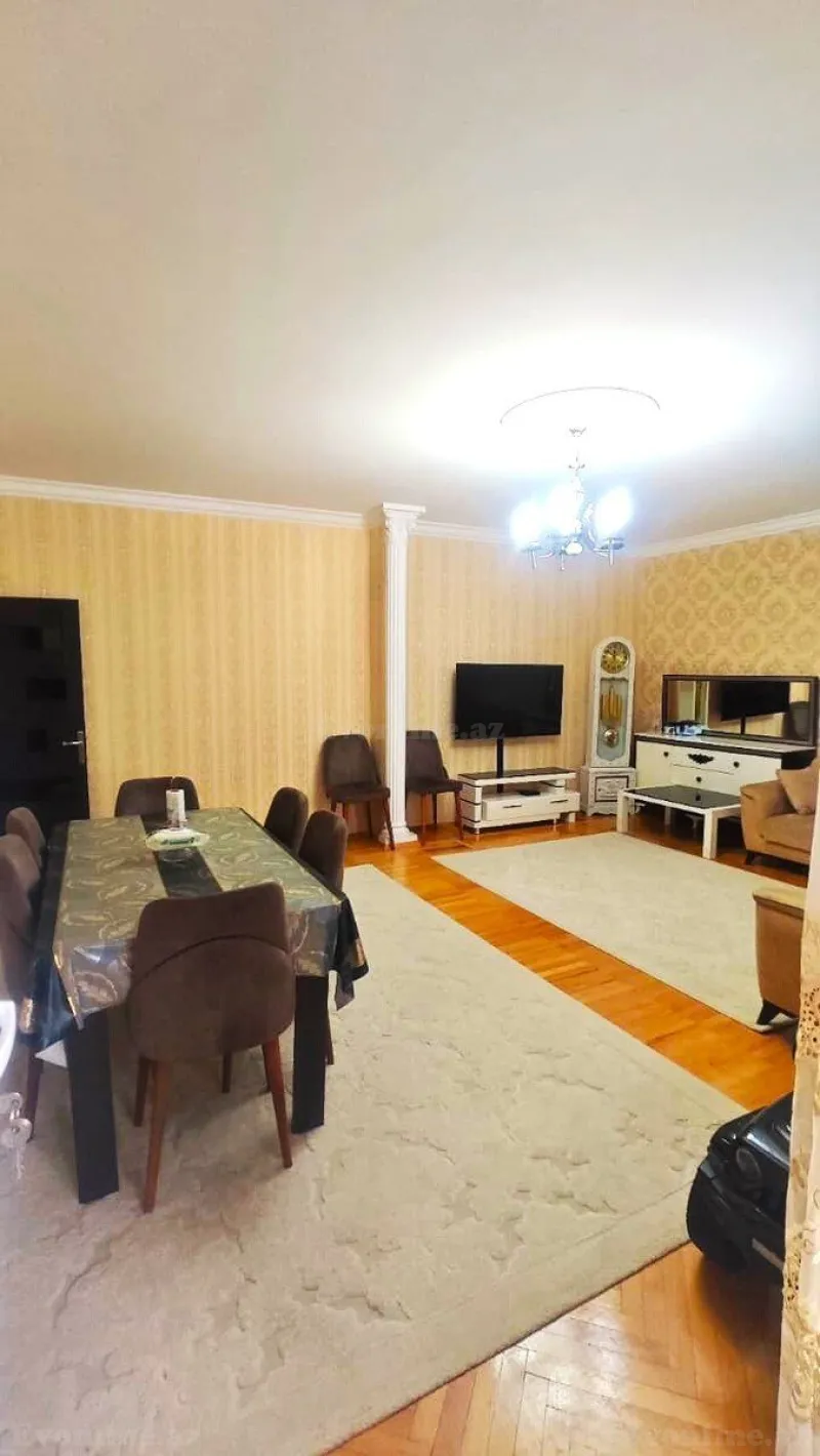 Satılır 5 otaqlı Mənzil Köhnə tikili 125 m² Binəqədi r. - şəkil 3
