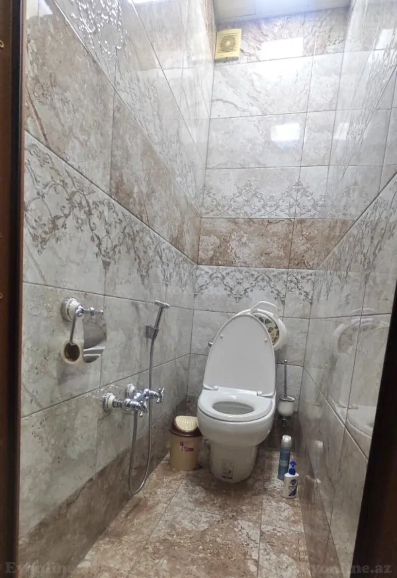 Satılır 5 otaqlı Mənzil Köhnə tikili 125 m² Binəqədi r. - şəkil 18