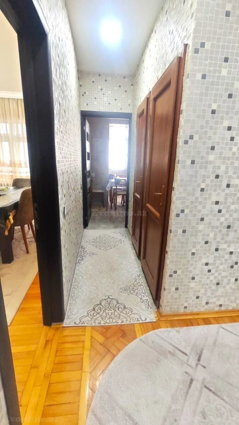 Satılır 5 otaqlı Mənzil Köhnə tikili 125 m² Binəqədi r. - şəkil 21