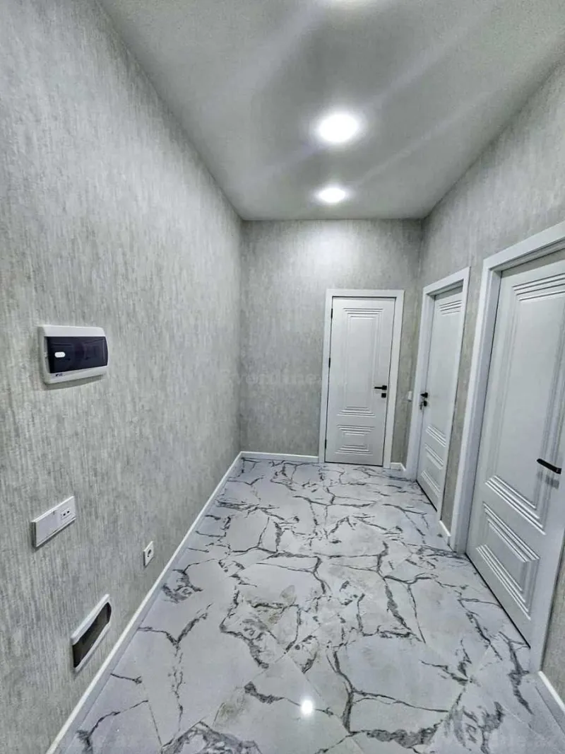 Satılır 2 otaqlı Mənzil Yeni tikili 60 m² Neftçilər m. - şəkil 5